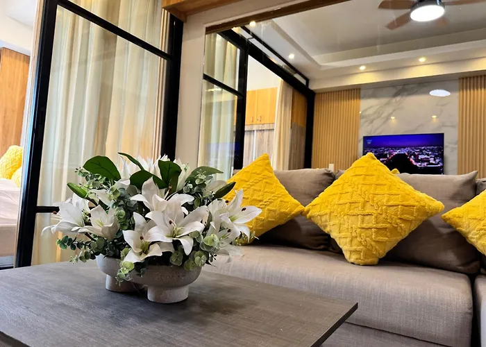 Appartement Deluxe With Parking In Red Residences Chino Roces Ave, Makati By Prime *