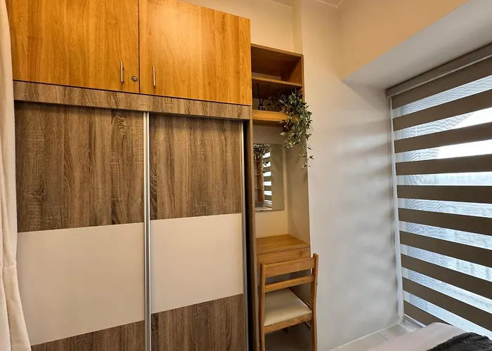 Deluxe With Parking In Red Residences Chino Roces Ave, Makati By Prime Appartement *
