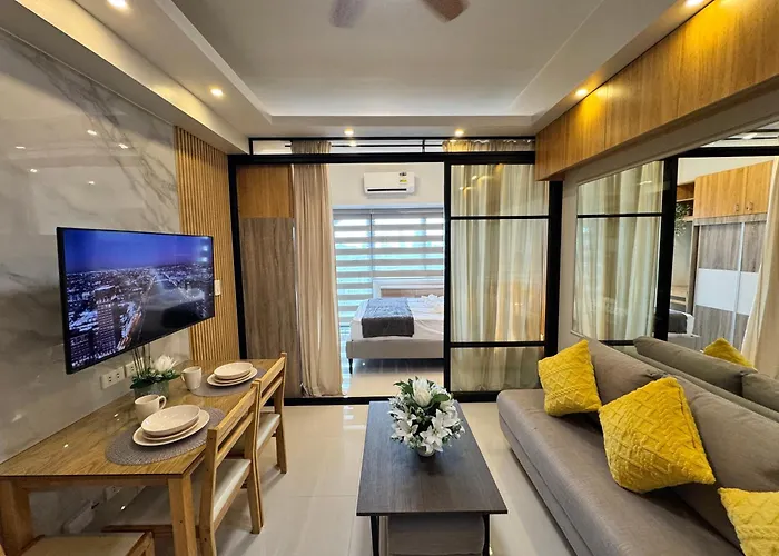 Deluxe With Parking In Red Residences Chino Roces Ave, Makati By Prime Appartement *