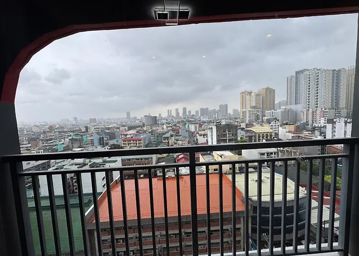 Appartement Deluxe With Parking In Red Residences Chino Roces Ave, Makati By Prime