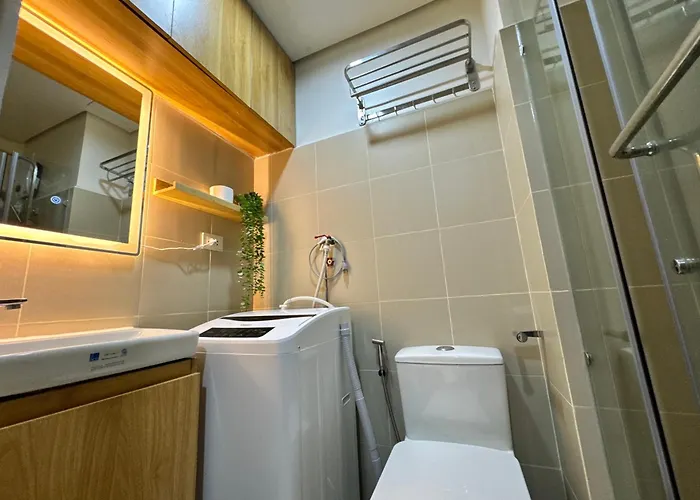 Appartement Deluxe With Parking In Red Residences Chino Roces Ave, Makati By Prime